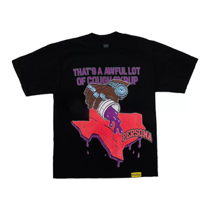 Abbigliamento di Tendenza Trade High Street THAT. T-shirt SA AWFUL LOT COUGH SYRUP con motivo a lettere, in puro cotone traspirante, stampa digitale - Product Image 1
