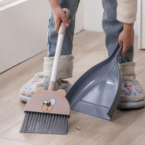 Ensemble balai et pelle 2 en 1 de style mini dessin animé pour enfants avec tête de balai en plastique, nettoyage facile des sols domestiques, rangement facile - Product Image 6