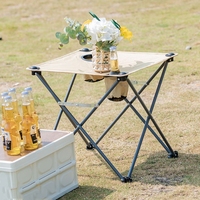 Vente en gros Table pliante d'extérieur légère en aluminium Table de camping de pique-nique portable Oxford Porte-gobelet vert pour mobilier d'extérieur