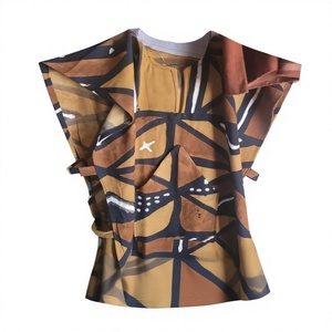 Robe de soirée élégante en lin faite à la main pour femmes avec des panneaux en dentelle brodée transparents, respirante, fabriquée en ML - Product Image 6