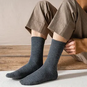 Kostenlose Probe hochwertige Winter Männer thermisch warm Komfort Schlafs ch lauch Kamel wolle dicke Socken wolle