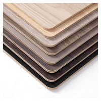 Panneau mural décoratif rainuré en WPC imperméable de haute qualité, panneau de plafond stratifié PVC à grain de bois