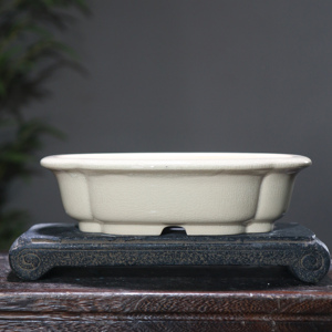 Maceta de Cerámica Inspirada en el Zen con Acabado Verde Craquelado para Plantas de Escritorio - Product Image 4