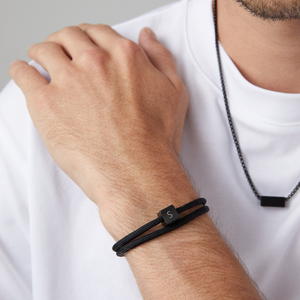 Bracelet ajustable Jietao pour homme avec perles cubiques personnalisées, perles de dés en corde de marin, gravure multi-faces de nom, initiales et date – Cadeau bijou pour lui - Product Image 4