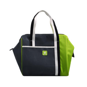 33L กระเป๋าเก็บความเย็นนุ่มกระเป๋าความร้อนพร้อมซับแข็งขนาดใหญ่ฉนวนกระเป๋าอาหารกลางวันปิคนิคสําหรับ Camp Travel ครอบครัวกิจกรรมกลางแจ้ง - Product Image 1