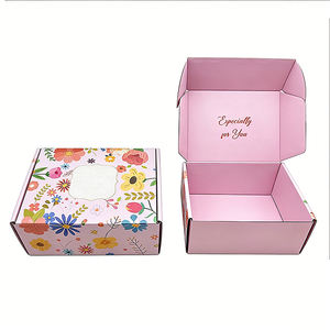 Recyclable Corrugated Cardboard <b>Mailing</b> <b>Box</b> with Gold Foil Embossing Customizable for Candle and Gift Packaging - Product Image 1