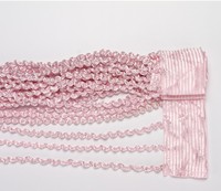 Drapé de plafond de mariage en polyester rayé blanc avec taille personnalisée pour des événements de mariage élégants
