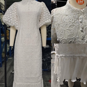 Abito lungo da donna J8262 in pizzo ricamato, elegante per il lavoro, taglie forti, con risvolto e maniche a lanterna, vestito chemisier ampio in pizzo ricamato - Product Image 4