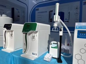 Hệ Thống Nước siêu tinh khiết tiên tiến được thiết kế cho các phòng thí nghiệm khoa học với độ dẫn 18.2 MΩ.cm và độ dẫn điện 0.1 s/cm - Product Image 4