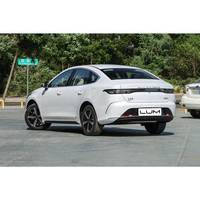 BYD Destroyer 05 Berline hybride rechargeable avec une autonomie de plus de 700 km et une puissance de 100-150 kW
