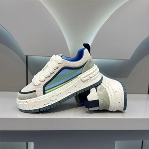 Zapatos de Hombre Modernos 2025, Alta Calidad, Versátiles, Estilo Casual para Caminar, Suela Gruesa, Plataforma Plana, Zapatos de Lona - Product Image 3