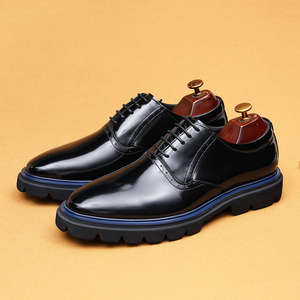 Chaussures habillées Oxford pour hommes en cuir verni noir, à bout pointu, à lacets, avec doublure en cuir véritable et semelle extérieure en caoutchouc antidérapante, idéales pour les mariages - Product Image 2