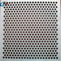 Garde-corps d'escalier en acier inoxydable perforé 304 316 316L pour bâtiments commerciaux
