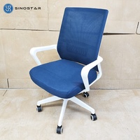 Chaise de direction ergonomique en maille pour un bureau prestigieux Design moderne avec fonction de refroidissement Chaise professionnelle