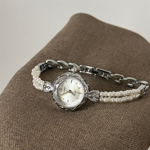 Nouvelle <span class=keywords><strong>montre</strong></span>-<span class=keywords><strong>bracelet</strong></span> Timetti en perles fines, style rétro, luxe léger, exquise, pour <span class=keywords><strong>femme</strong></span>, avec cadran à aiguilles et petit mouvement à quartz - Product Image 4