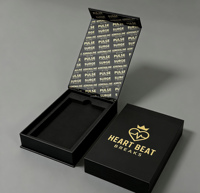 Boîte de rangement pour cartes de collection sportives en carton rigide avec logo personnalisé, emballage cadeau magnétique avec mousse EVA