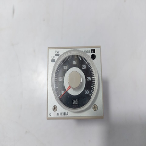 Temporizador PLC H3BA-N8 12S a 300H Tempo 110VAC Volt - Product Image 1