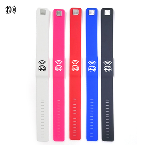 Bracelet en silicone tendance avec <span class=keywords><strong>paiement</strong></span> sans contact par puce, sans utiliser d'argent liquide, de <span class=keywords><strong>carte</strong></span> ou de téléphone - Product Image 5