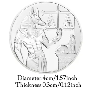 Moneda Conmemorativa de Plata de Anubis, el Dios de la Muerte del Antiguo Egipto, con Diseño de Pirámide y Patrón de Dieb, Coleccionable - Product Image 3