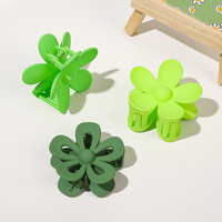 Pince à cheveux en plastique pour femmes, pince à cheveux géométrique verte, accessoire pour cheveux croisés en forme de fleur carrée, mâchoire de cheveux de fille de couleur gelée