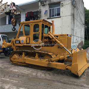 Bouteurs Caterpillar D7G d'occasion à vendre – Machines forestières pour l'exploitation du bois avec treuil - Product Image 1