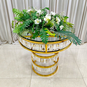 Table à manger en métal de luxe FURUN avec table ronde pendante en cristal de haute qualité pour les fêtes de mariage ou à la maison - Product Image 3