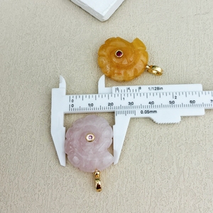 Pendentifs en coquille sculptée en forme de <span class=keywords><strong>trompette</strong></span>, plaqués or, en zircon et pierres précieuses naturelles, amazonite, escargot de mer, vente en gros, pour cadeau d'amis, bijoux DIY - Product Image 4