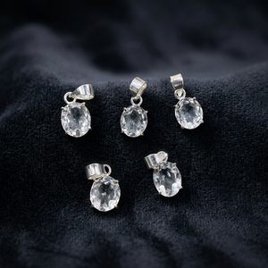Collier avec pendentif en quartz clair naturel, pierre précieuse ovale à facettes – Bijoux bohèmes en cristal véritable pour femmes - Product Image 2