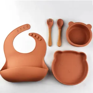 Wholesale Children's Bear-Shaped Silicone 5-Piece Kitchen Meal Tray Set BPA Certified Food Grade Plates Fork Spoon Bowl Dining