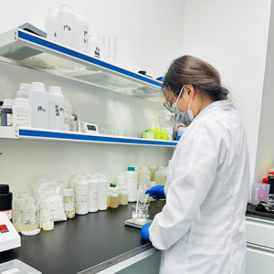 DH Thêm Conc in kỹ thuật số hóa chất phụ trợ đại lý cải thiện nước xà phòng ướt khô cọ xát độ bền PH 3.0-5.0 70% + 1 rắn - Product Image 6