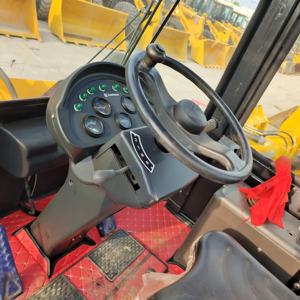 Chargeur sur pneus officiel de marque chinoise CLG836 CLG855 CLG856H à vendre - Product Image 5