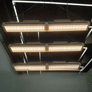 Luces LED de Cultivo de Espectro Completo PTU de 650W Multietapa para Plántulas, Floración y Fructificación - Product Image 1