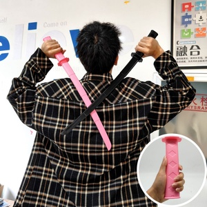 Espada de Juguete Realista Telescópica, Modelo de Espada Samurai para Adultos, Juguete de Katana de Plástico con Luz LED, Espada de Juguete para Cosplay de Anime - Product Image 4