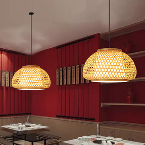 Abat-jour en rotin naturel fait main, lanterne de restaurant, luminaire de plafond, vente en gros de lustres, suspensions, luminaires suspendus - Product Image 1