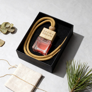 Ensemble de pendentifs désodorisants pour voiture, style européen et américain, en verre haut de gamme, boîte cadeau noire, incluant des huiles essentielles d'aromathérapie pour voitures - Product Image 4