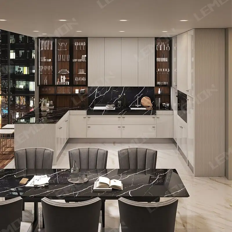 モダンなU字型の大きなキッチン家具ラッカーキッチンキャビネットデザインフロアから天井までキッチンキャビネット