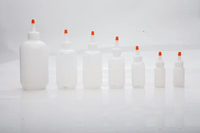 Vente en gros de bouteilles à longue bouche de la série de matières plastiques personnalisées de 15ml pp avec bouchons à vis conviennent au stockage de liquides