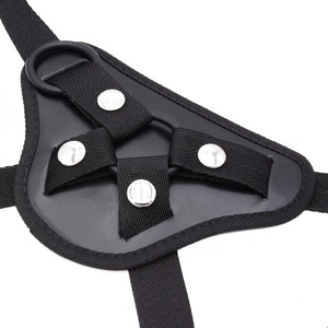 Ceinture réglable en nylon souple et similicuir vegan avec 2 anneaux en O de différentes tailles pour jeux vaginaux et anaux pour couples lesbiens et gays - Product Image 2