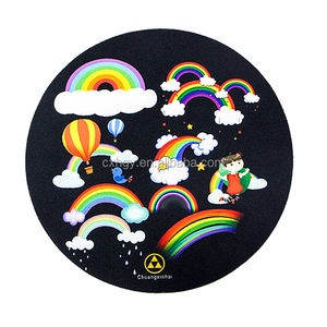 Mantel Individual redondo clásico moderno, posavasos de Fieltro de Poliéster ligero con logotipo personalizado para uso en la mesa del hogar, muestra gratis disponible - Product Image 3