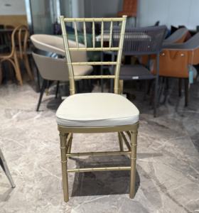 Silla apilable de bambú para exteriores en champán dorado Durable 4CM Cojín desmontable para uso en exteriores - Product Image 6