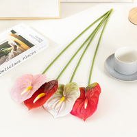 Kleine rode palm anthurium kunstbloem voor bruiloft, hotel, binnenhuisdecoratie, kleine maat, bloemdecoratie voor gangen.