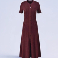 Robe de luxe 2026 style célébrité de la mode française, style petite fragrance, toutes saisons, à fines bretelles, en jacquard torsadé, coupe ajustée