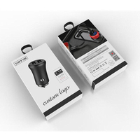 Boîte d'emballage de câble de chargeur mobile en carton avec logo personnalisé avec accessoires de manipulation de téléphone en relief boîte d'emballage de câble de données cintre