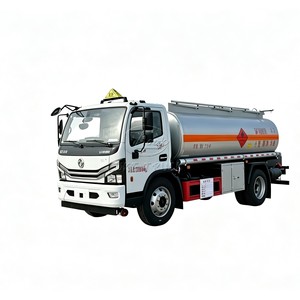 Camion-citerne ISUZU certifié pour le transport de pétrole spécial, capacité 2-8m³, pour stations-service - Product Image 1
