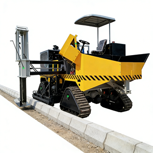 Extrudeuse polyvalente de béton sec pour le bordage des canaux de drainage et des bords de parkings, à haute vitesse - Product Image 3