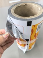Rouleau de film laminé haute barrière en aluminium de qualité alimentaire pour emballage automatique de sachets de café, thé et snacks