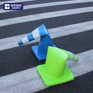 Cono de Seguridad Reflectante Prismático de PVC de Alta Intensidad Baoye de 90 cm (36 Pulgadas) para Carreteras, Tráfico, Construcción de Carreteras - Product Image 3