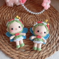 Porte-clés poupée lutin bébé en crochet fait main, pendentif mignon en coton, fée fleurie, produit fini, rembourrage en coton PP, unisexe, petite taille, à partir de 14 ans