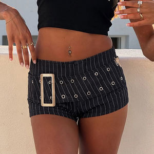 Jeans Y2K Hot Girl con ojales metálicos, pantalones de mezclilla sexys y atrevidos para mujer, estilo streetwear rave. - Product Image 1