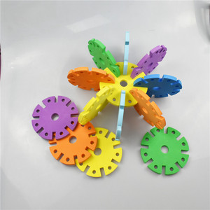 Blocs de construction en EVA extra larges en forme de flocon de neige, épais, doux, jouets éducatifs pour une utilisation en intérieur et en extérieur - Product Image 3
